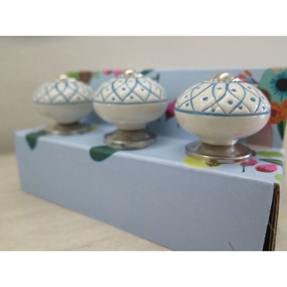 Instant Furniture Update Blue & White Geometric Ceramic Pull Knobs, Set Of 6 - Picture 4 of 9